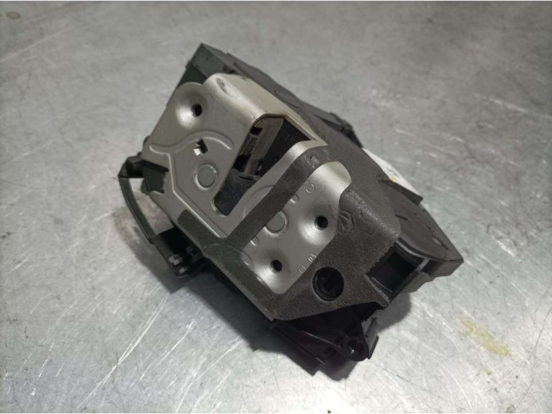 Recambio de cerradura puerta delantera derecha para ford focus lim. business referencia OEM IAM BM5AA21812BG 921760106 ELECTRICA