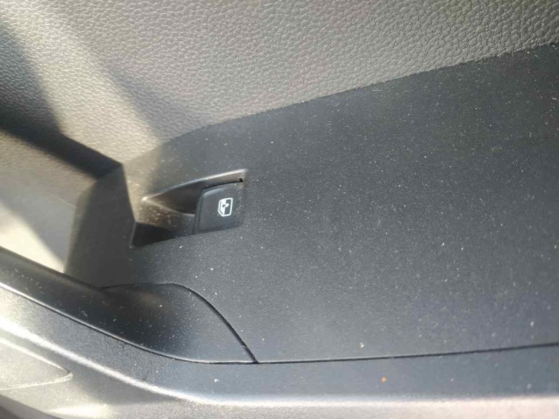 Recambio de mando elevalunas delantero derecho para seat arona style edition referencia OEM IAM 5G0959855P  