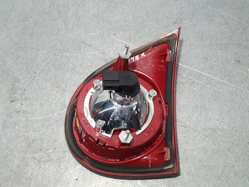 Recambio de piloto trasero izquierdo para volkswagen golf v berlina (1k1) trendline referencia OEM IAM 1K6945093E  INTERIOR