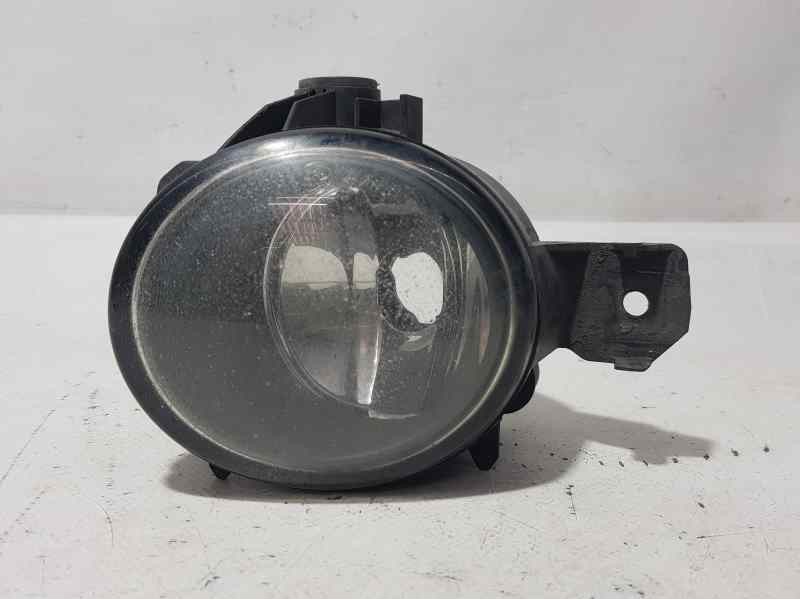 Recambio de faro antiniebla derecho para bmw serie 1 berlina (e81/e87) 118d referencia OEM IAM 63177837501 89203672 VALEO