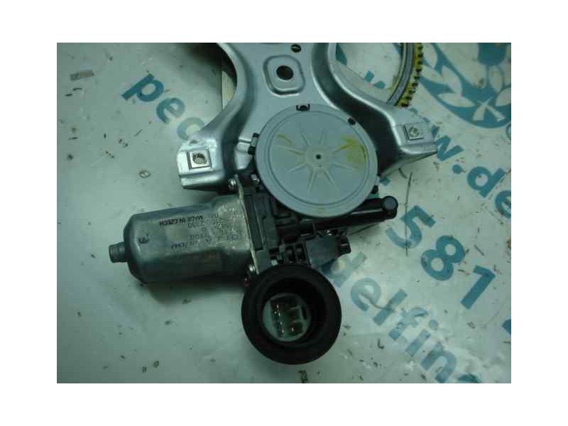 Recambio de elevalunas delantero derecho para toyota auris 1.4 turbodiesel cat referencia OEM IAM  ELECTRICO DENSO