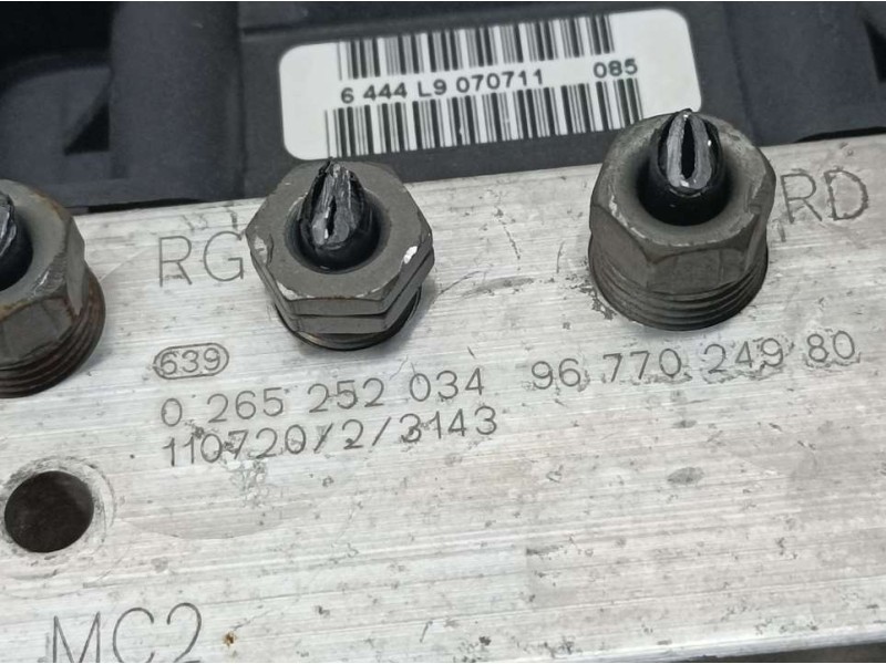 Recambio de abs para citroën c4 lim. exclusive referencia OEM IAM 9677024980 0265252034 BOSCH