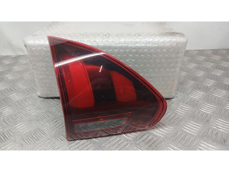 Recambio de piloto trasero izquierdo interior para peugeot 2008 i (cu_) 1.2 thp 110 / puretech 110 referencia OEM IAM 9814758480