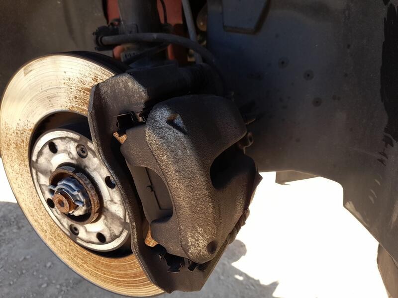 Recambio de pinza freno delantera derecha para peugeot 2008 i (cu_) 1.2 thp 110 / puretech 110 referencia OEM IAM 1617293680  