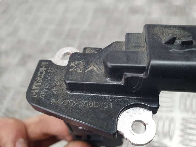 Recambio de caudalimetro para peugeot partner kasten furgon referencia OEM IAM 9677093080 AFH50M27 HITACHI