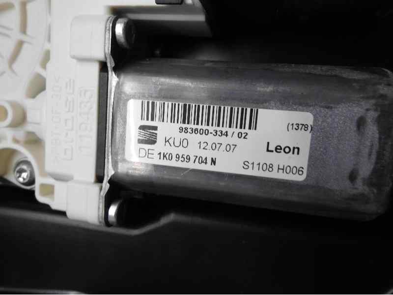Recambio de elevalunas trasero derecho para seat leon (1p1) fr referencia OEM IAM 1K0959704N  ELECTRICO