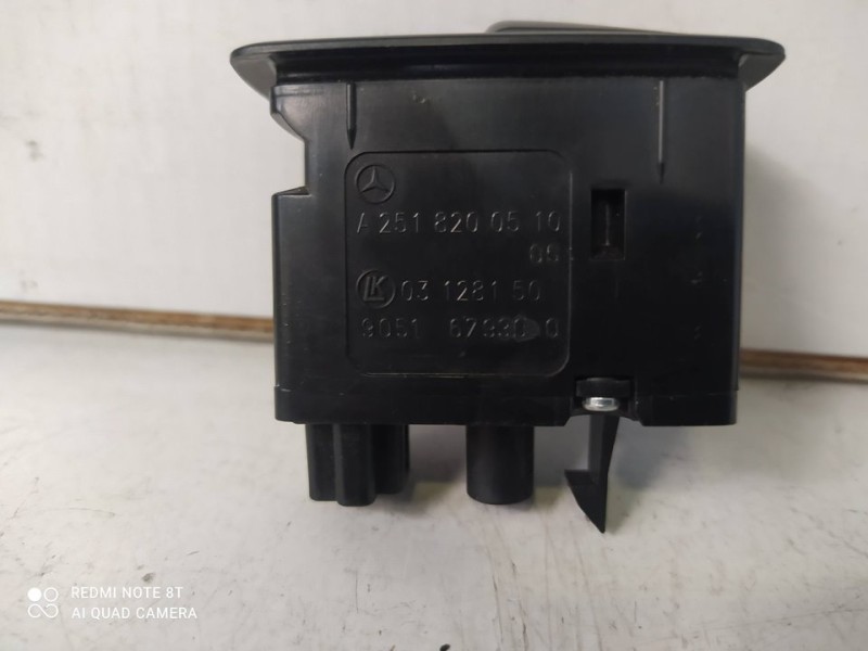 Recambio de mando elevalunas trasero derecho para mercedes-benz clase b (w245) b 160 (245.231) referencia OEM IAM A2518200510  