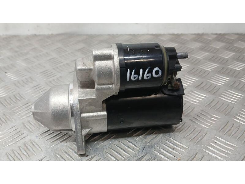 Recambio de motor arranque para opel corsa c essentia referencia OEM IAM 93184533 BOSCH 0001107401