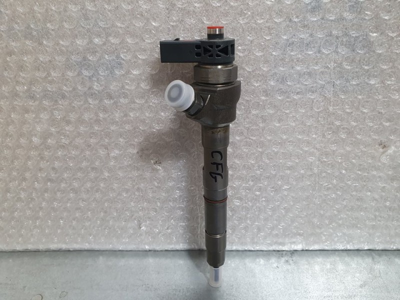 Recambio de inyector para volkswagen sharan (7n1) 2.0 tdi dpf referencia OEM IAM 03L130277J 0445110369 BOSCH