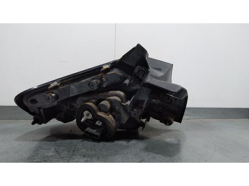 Recambio de piloto trasero derecho para citroën c4 1.2 12v e-thp pure tech referencia OEM IAM 9831100080 LED/EXTERIOR LED/EXTERI