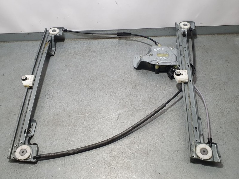 Recambio de elevalunas delantero derecho para renault kangoo profesional referencia OEM IAM 807208423R  ELECTRICO 2 PINS