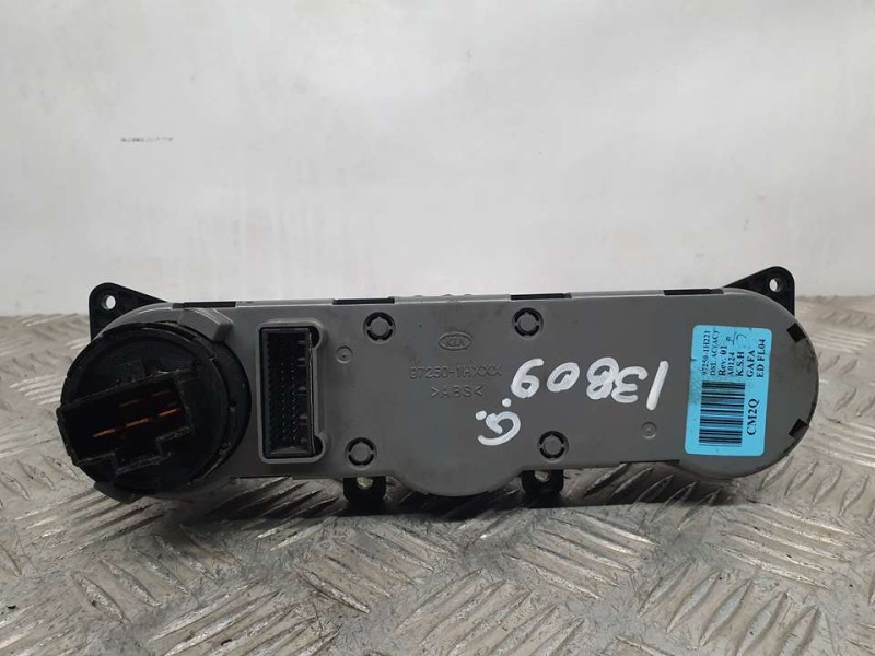 Recambio de mando calefaccion / aire acondicionado para kia cee´d drive referencia OEM IAM 972501H221  