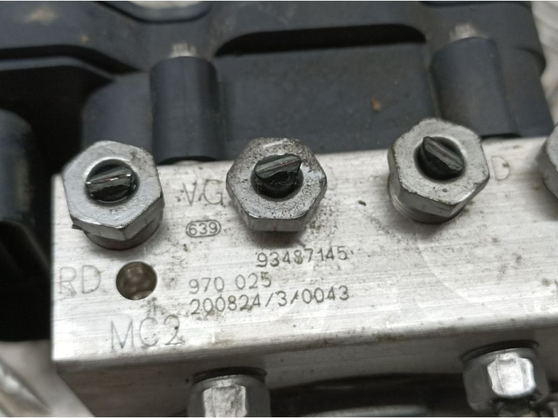 Recambio de abs para citroën c3 feel referencia OEM IAM 93487145 970025 