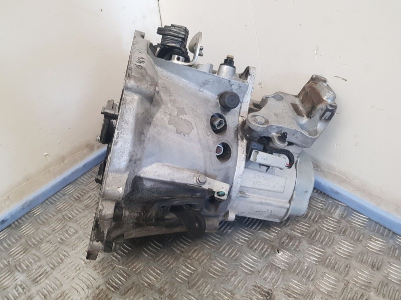 Recambio de caja cambios para peugeot partner furgoneta/monovolumen (k9) 1.5 bluehdi 100 referencia OEM IAM 20ET54 6724054B 5VEL