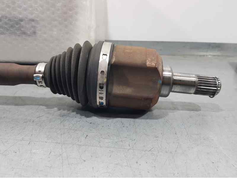 Recambio de transmision delantera derecha para kia stonic (ybcuv) concept referencia OEM IAM 49501H8250  