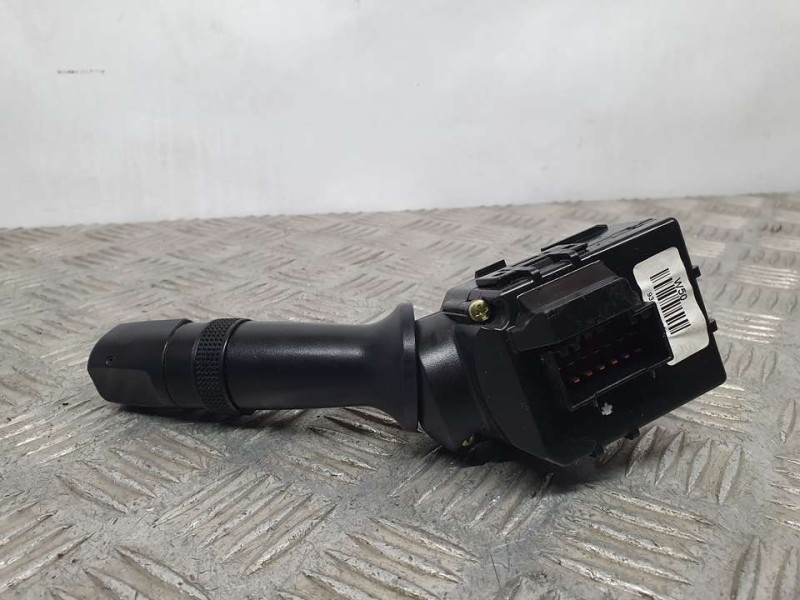 Recambio de mando limpia para kia cee´d drive referencia OEM IAM 934201H500  