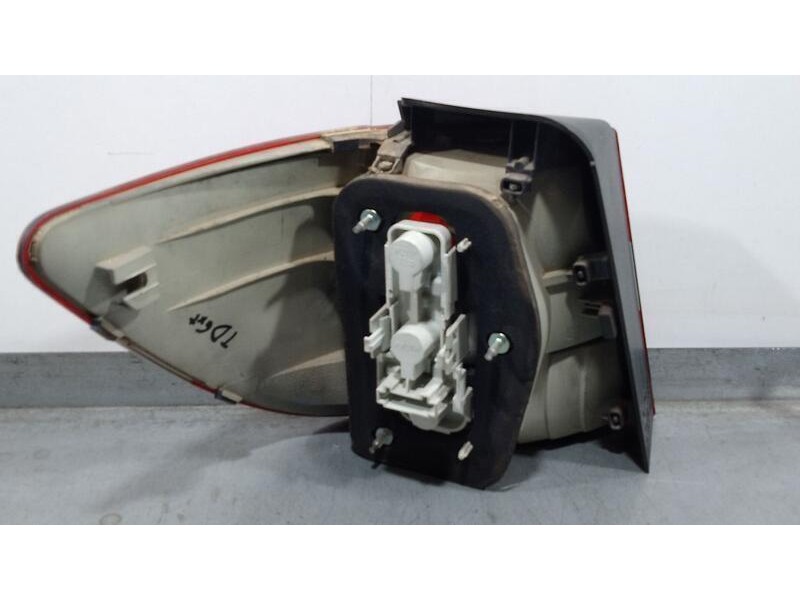 Recambio de piloto trasero derecho para mercedes-benz clase b (w245) b 160 (245.231) referencia OEM IAM 27520217  EXTERIOR