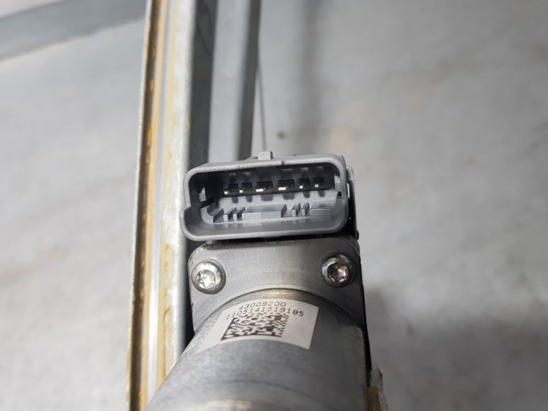 Recambio de elevalunas trasero izquierdo para citroën c4 lim. exclusive referencia OEM IAM   ELÉCTRICO 6 PINS GRAPA RAJADA