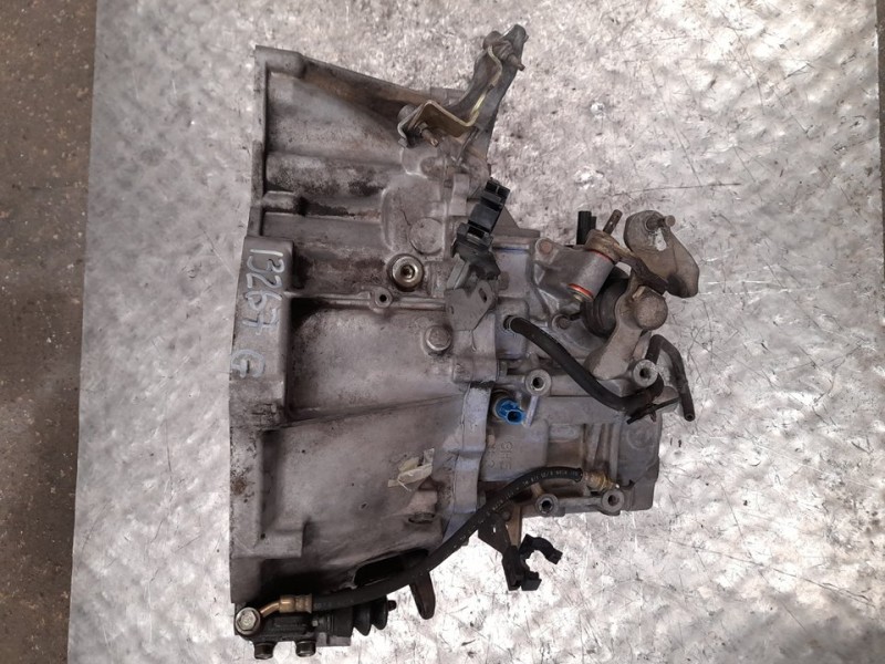 Recambio de caja cambios para citroën c-elysée exclusive referencia OEM IAM 20ET30 9514599B 5VELOCIDADES