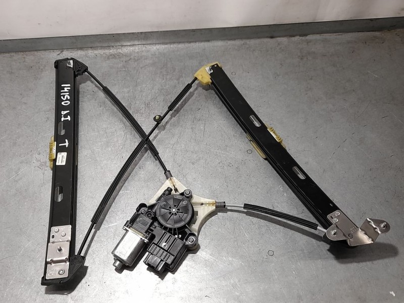 Recambio de elevalunas delantero izquierdo para volkswagen polo advance referencia OEM IAM 2G4837461B VW27006S ELECTRICO