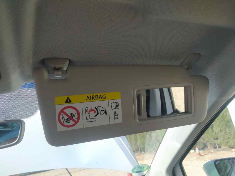 Recambio de parasol derecho para seat arona style edition referencia OEM IAM 5G0857552DC  
