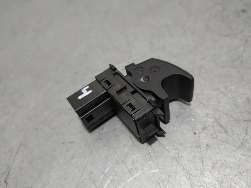 Recambio de mando elevalunas delantero derecho para seat ibiza (kj1) reference referencia OEM IAM 5G0959855  