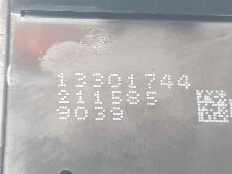 Recambio de mando elevalunas delantero izquierdo para opel insignia berlina edition referencia OEM IAM 13301744  