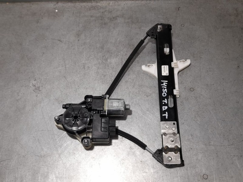 Recambio de elevalunas trasero derecho para volkswagen polo advance referencia OEM IAM 2G6839462C  ELECTRICO 5 PINES