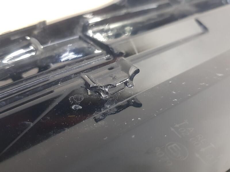 Recambio de piloto delantero derecho para peugeot 308 style referencia OEM IAM 9835389580  VARIOS SOPORTES ROTOS