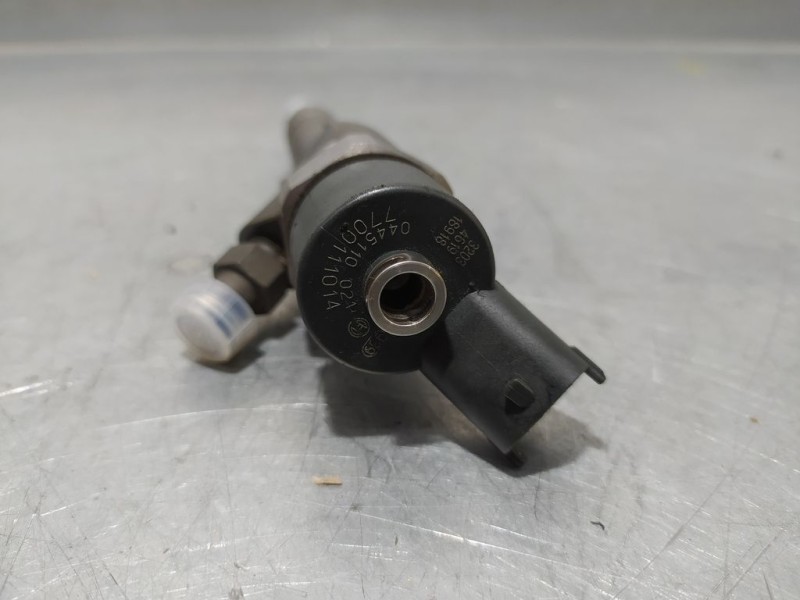 Recambio de inyector para renault laguna ii (bg0) 1.9 dci diesel fap referencia OEM IAM 7700111014 0445110021 BOSCH