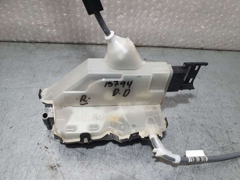 Recambio de cerradura puerta delantera derecha para peugeot 208 (p2) active referencia OEM IAM 9844410080 2343M1988 444121 6 PIN