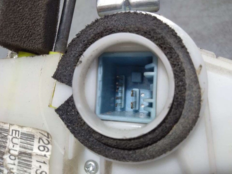 Recambio de cerradura puerta trasera derecha para honda cr-v (re) i-vtec 4wd referencia OEM IAM 72611SWAJ1 EUL0109110A 7 PINES