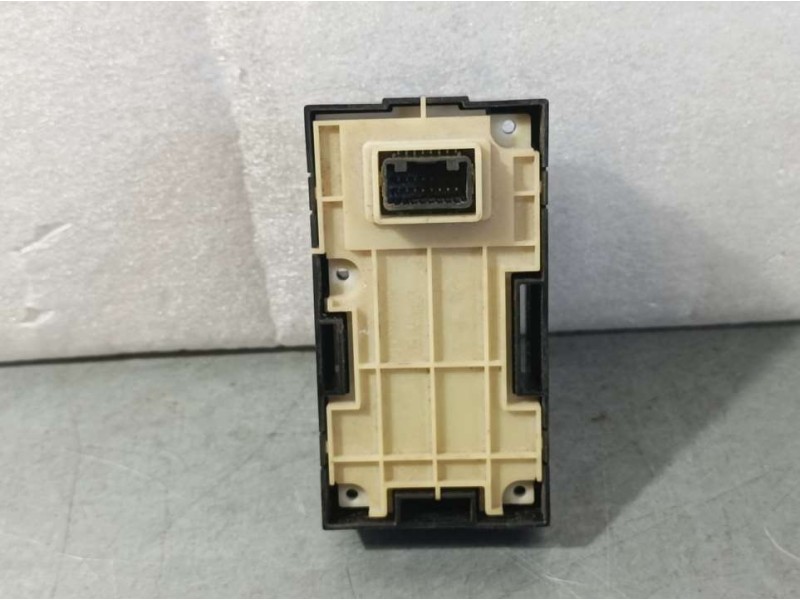 Recambio de mando multifuncion para lexus is 300h referencia OEM IAM 75F941  