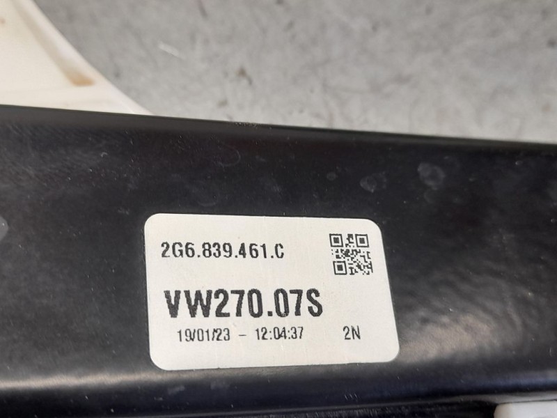 Recambio de elevalunas trasero izquierdo para volkswagen polo advance referencia OEM IAM 2G6839461C VW27007S ELECTRICO 5 PINES