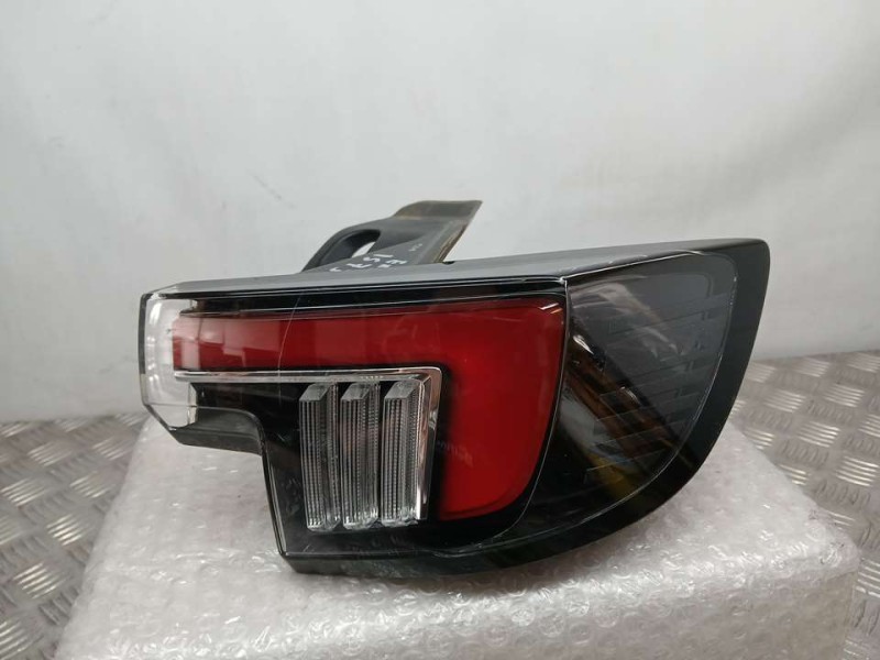 Recambio de piloto trasero derecho para opel mokka gs line referencia OEM IAM 9833721980  EXTERIOR LED ROZADO HELLA