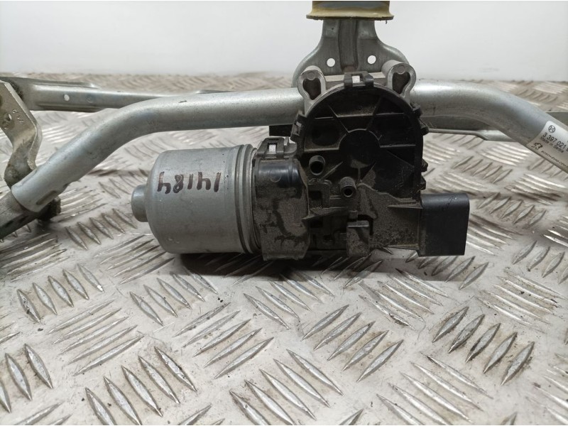 Recambio de motor limpia delantero para citroën c3 feel referencia OEM IAM 9815497780 3397021910 BOSCH