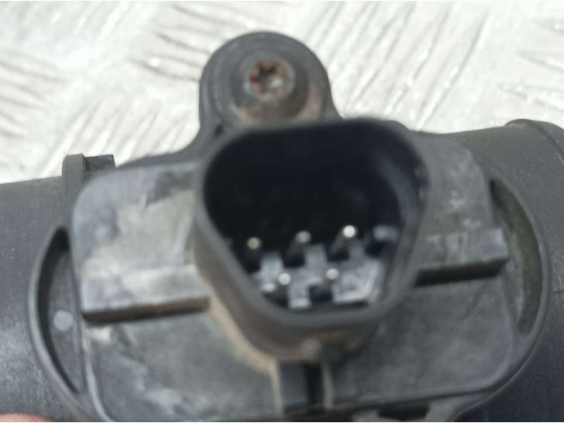 Recambio de caudalimetro para opel corsa d excellence referencia OEM IAM 13307079  