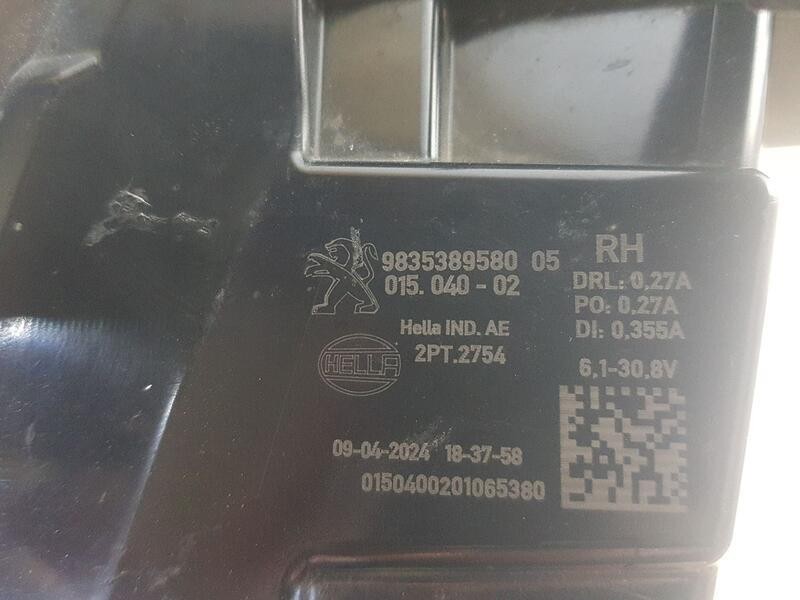 Recambio de piloto delantero derecho para peugeot 308 style referencia OEM IAM 9835389580  VARIOS SOPORTES ROTOS