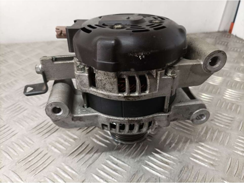 Recambio de alternador para toyota auris active referencia OEM IAM 270600R090 1042113140 DENSO