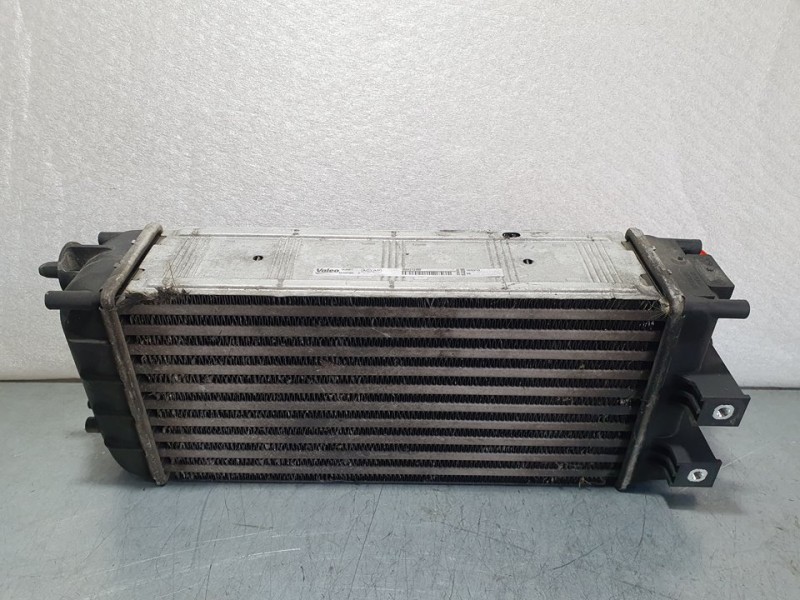 Recambio de intercooler para peugeot 3008 style referencia OEM IAM 9684212480 M144105 VALEO