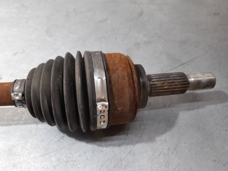 Recambio de transmision delantera derecha para dacia sandero ambiance referencia OEM IAM   