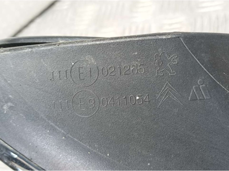 Recambio de retrovisor izquierdo para citroën c-elysée exclusive referencia OEM IAM 0411054  ELECTRICO