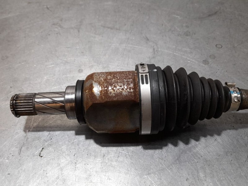 Recambio de transmision delantera izquierda para dacia sandero ambiance referencia OEM IAM   