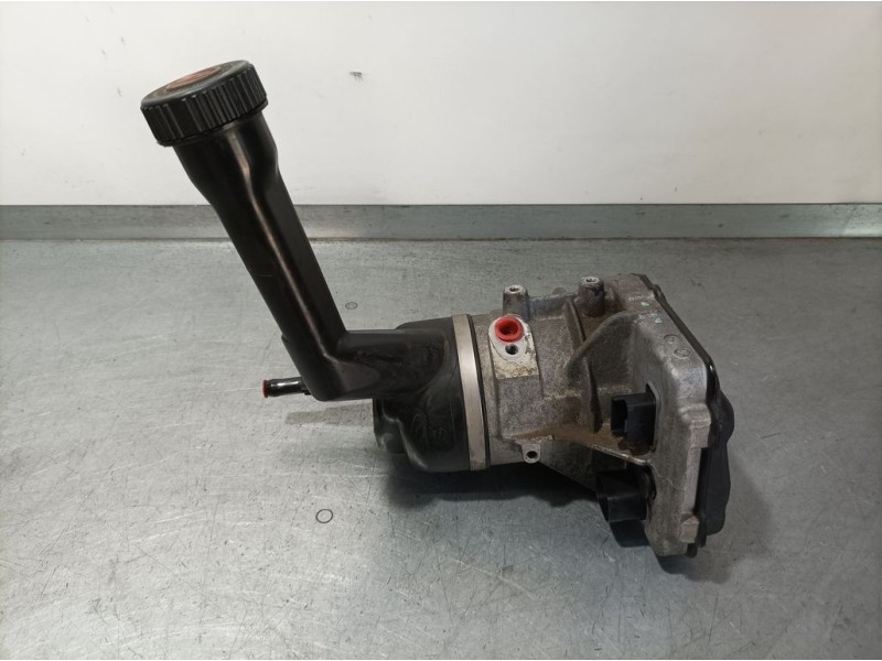 Recambio de bomba direccion electrica para peugeot 308 sw urban referencia OEM IAM 9684979180  TRW