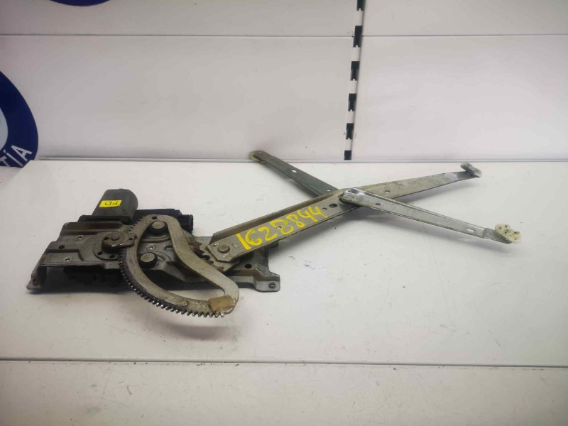 Recambio de elevalunas delantero derecho para opel corsa b 1.2 referencia OEM IAM 193793000  6 PINS