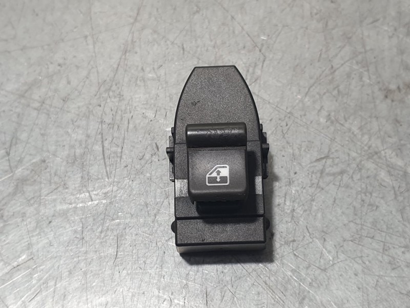 Recambio de mando elevalunas trasero derecho para alfa romeo 159 (140) 1.9 jtdm 8v elegante referencia OEM IAM SIN REF  