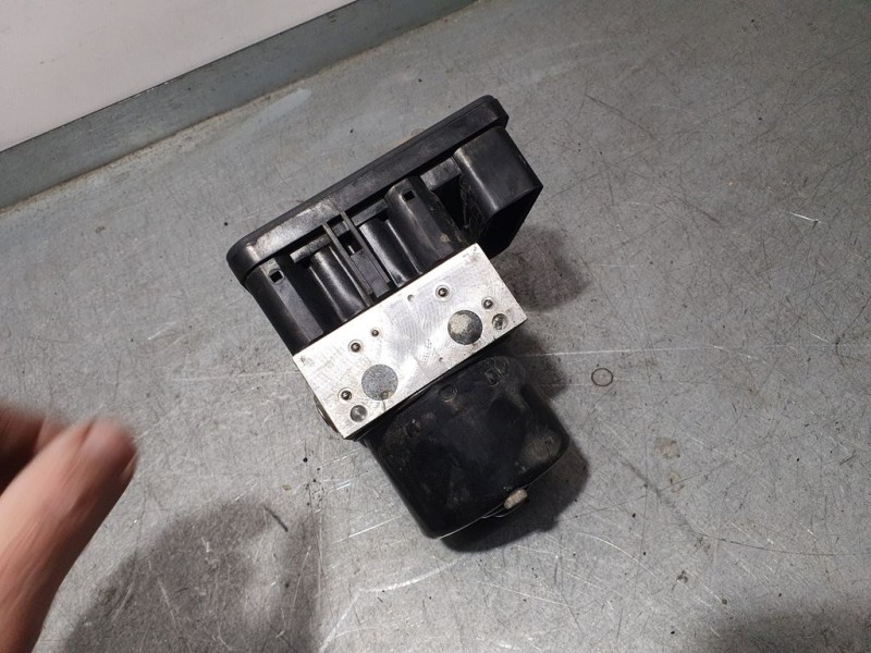 Recambio de abs para volkswagen touran (1t1) highline referencia OEM IAM 1K0614517AE 10020602404 ATE