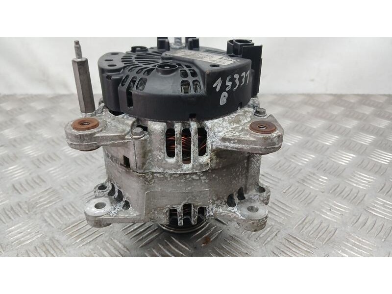 Recambio de alternador para volkswagen golf plus (5m1) trendline referencia OEM IAM 06F903023C VALEO 2542695D