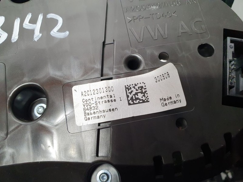 Recambio de cuadro instrumentos para volkswagen golf vii sportsvan edition referencia OEM IAM 5G1920741C A2C12301300 CONTINENTAL