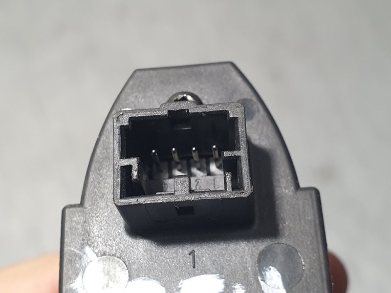 Recambio de mando elevalunas trasero izquierdo para alfa romeo 159 (140) 1.9 jtdm 8v elegante referencia OEM IAM SIN REF  